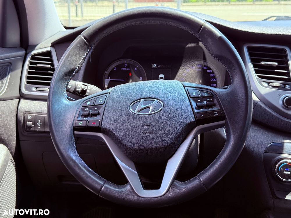 Hyundai Tucson blue 1.7 CRDi 2WD DCT Premium - 16