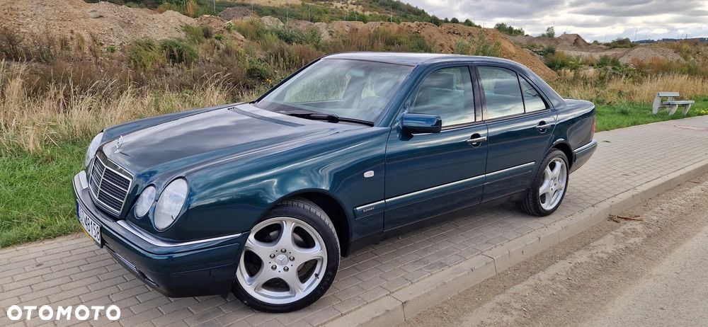Mercedes-Benz Klasa E - 1