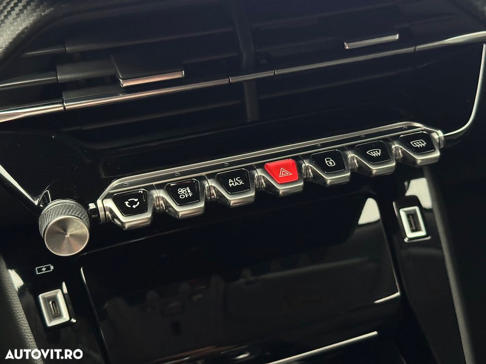 Peugeot 2008 PureTech 130 EAT8 Allure - 12