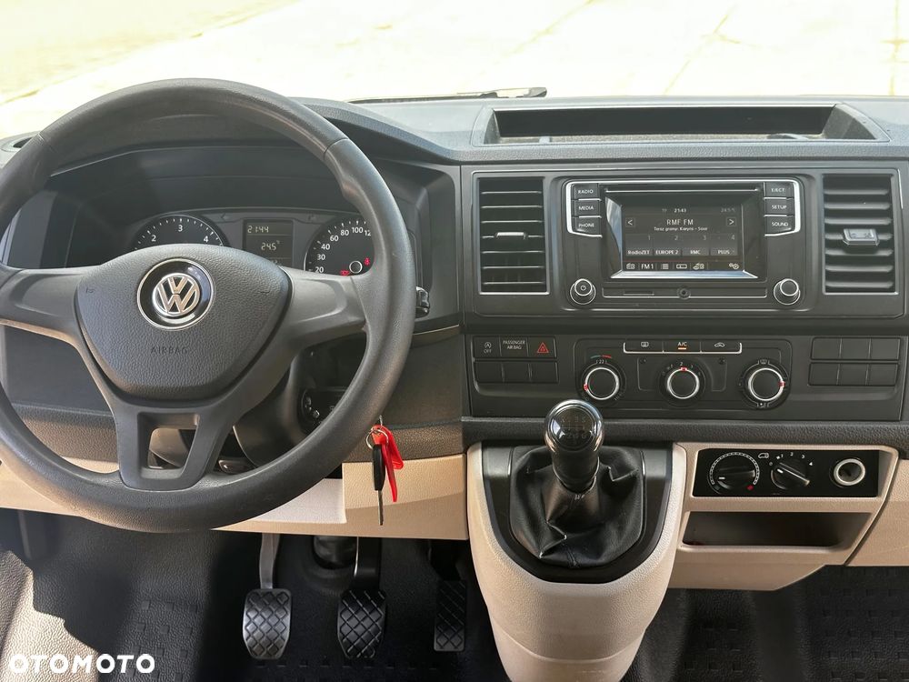 Volkswagen Transporter Lang - 25