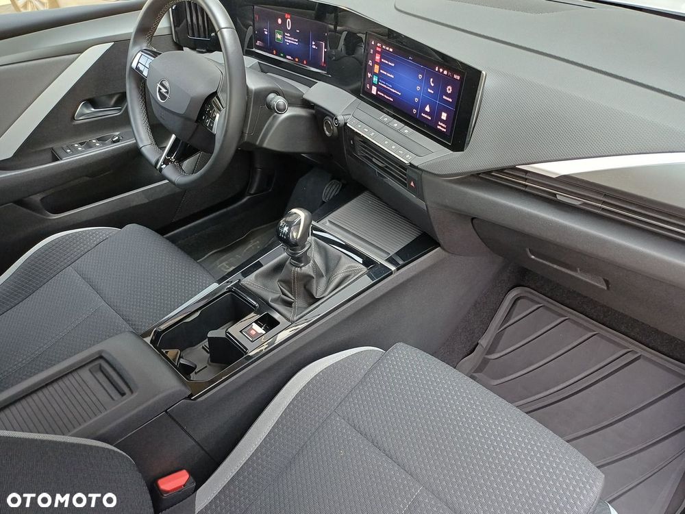 Opel Astra 1.2 T Edition S&S - 13
