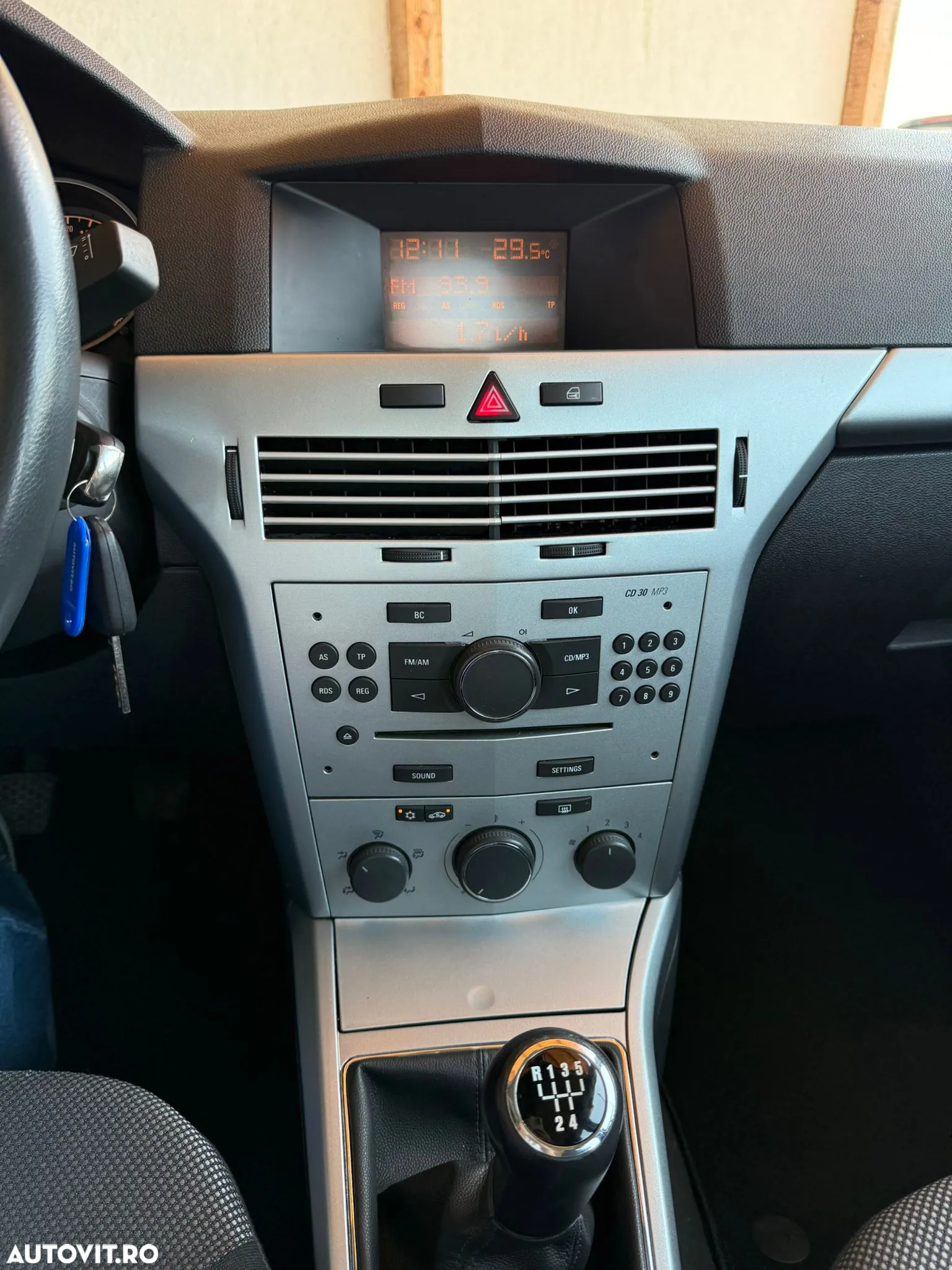 Opel Astra 1.6 Cosmo - 11