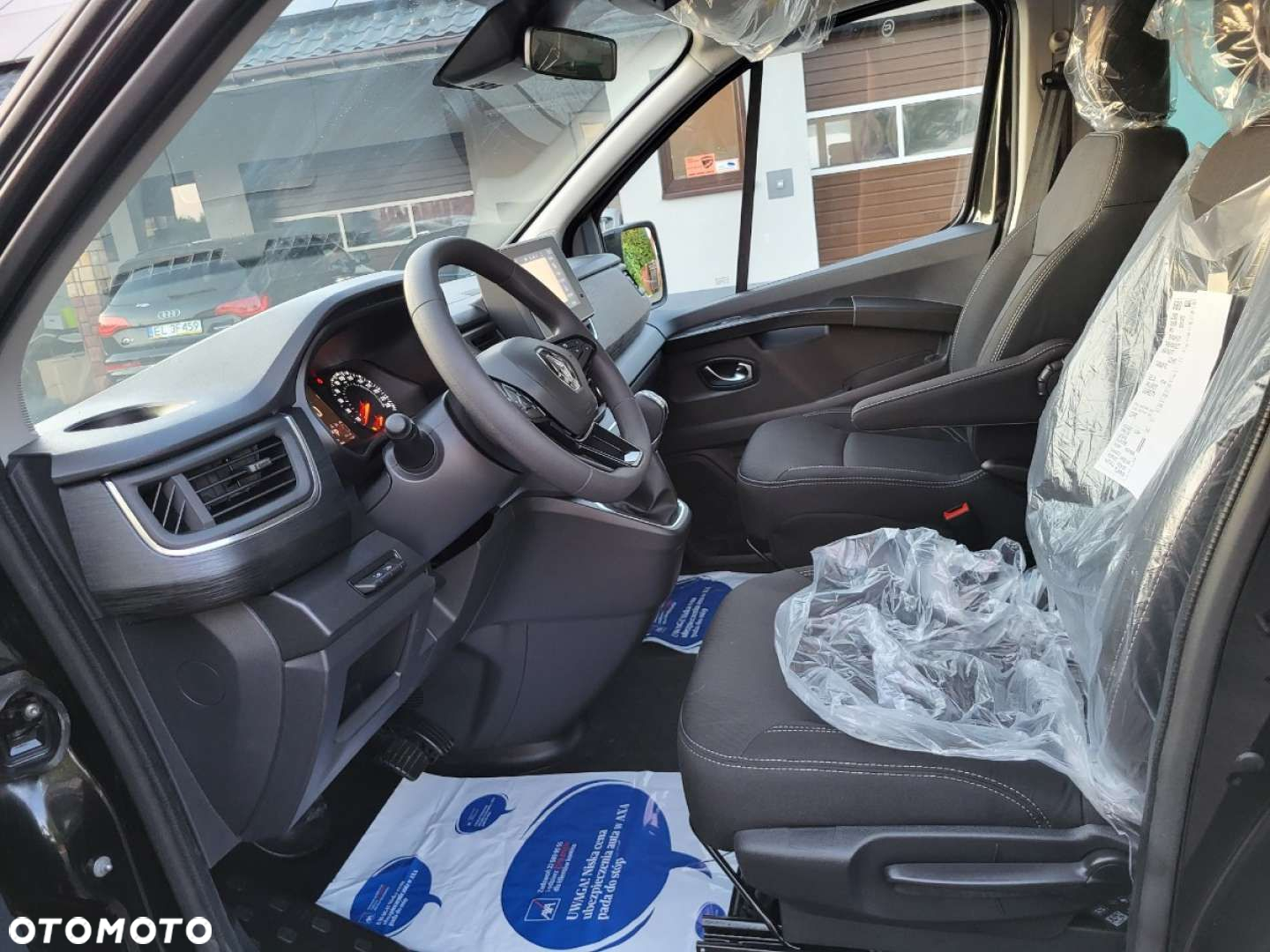 Renault Trafic - 18