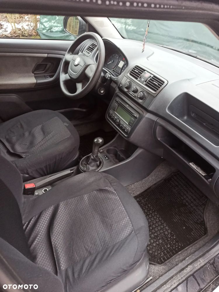 Skoda Fabia 1.2 HTP Classic - 2
