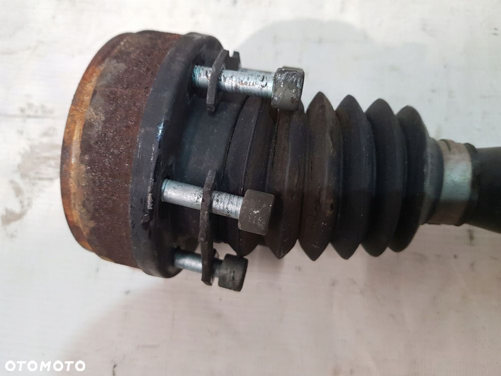 PÓŁOŚ PRAWA PRAWY PRZÓD VW AUDI SKODA EU 1.4 - 3