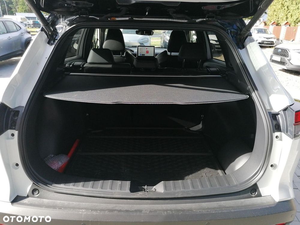 Toyota Corolla Cross 2.0 Hybrid Executive - 11