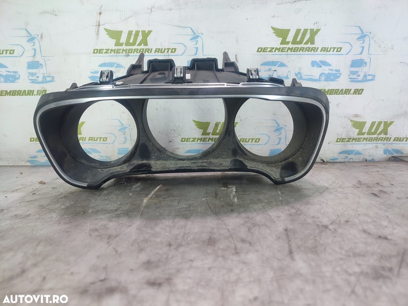 Rama ceasuri bord 682646951r Renault Megane 4 [2016 - 2020] - 1