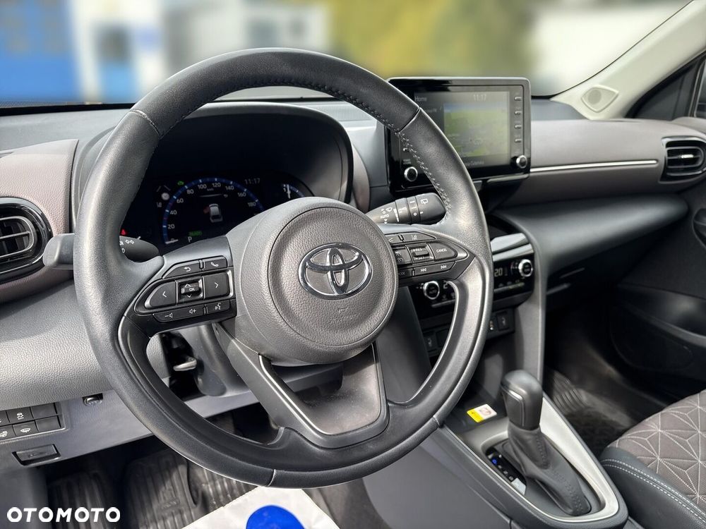 Toyota Yaris Cross - 13