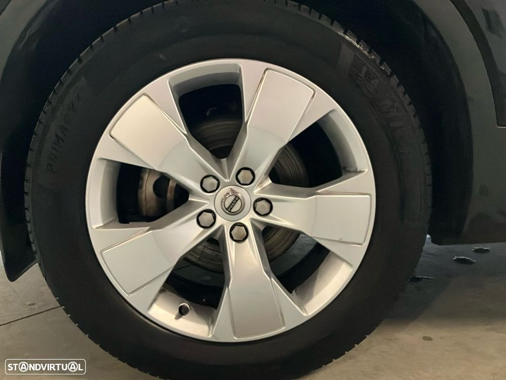 Volvo XC 40 1.5 T3 Momentum Plus - 9