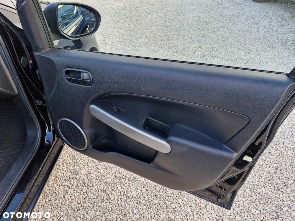 Mazda 2 - 20