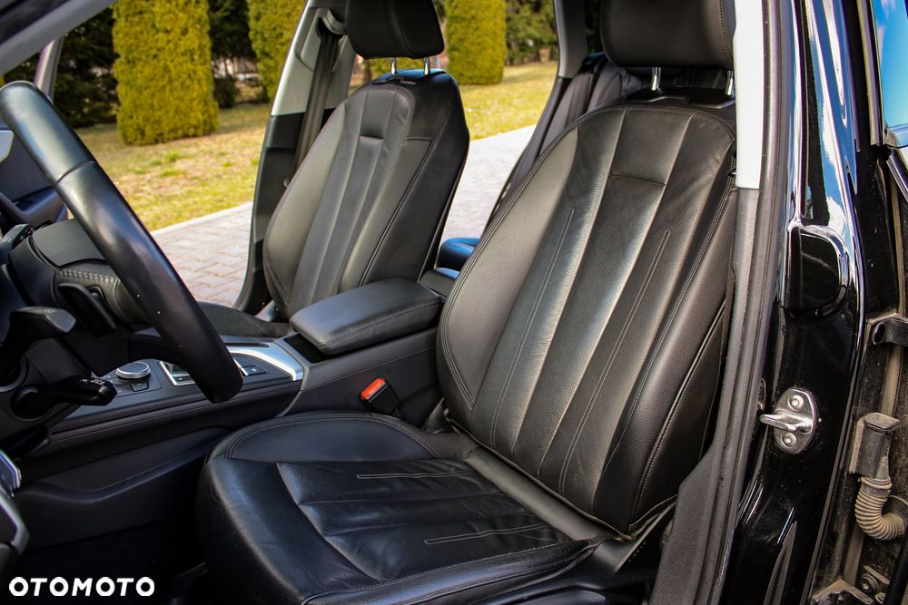 Audi A4 Avant 2.0 TDI S tronic - 32