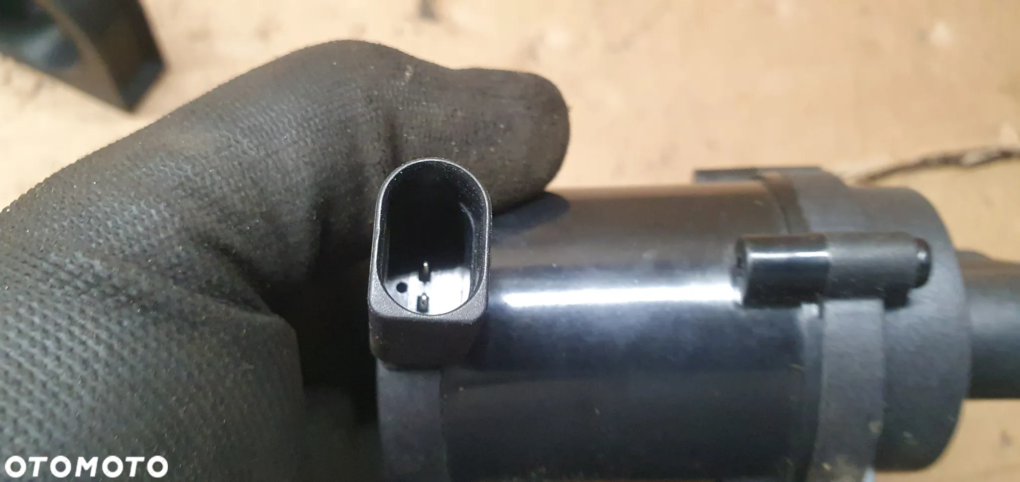 Dodatkowa pompka obiegu wody NOWA VEMO Audi A3 8P V10-16-0034 7N0965561 - 6