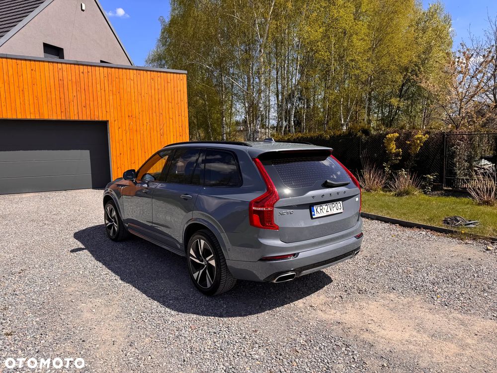 Volvo XC 90 T8 AWD Plug-In Hybrid R-Design 7os - 7