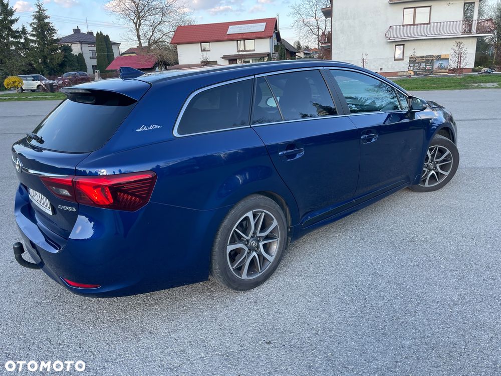 Toyota Avensis 1.8 Selection MS - 4