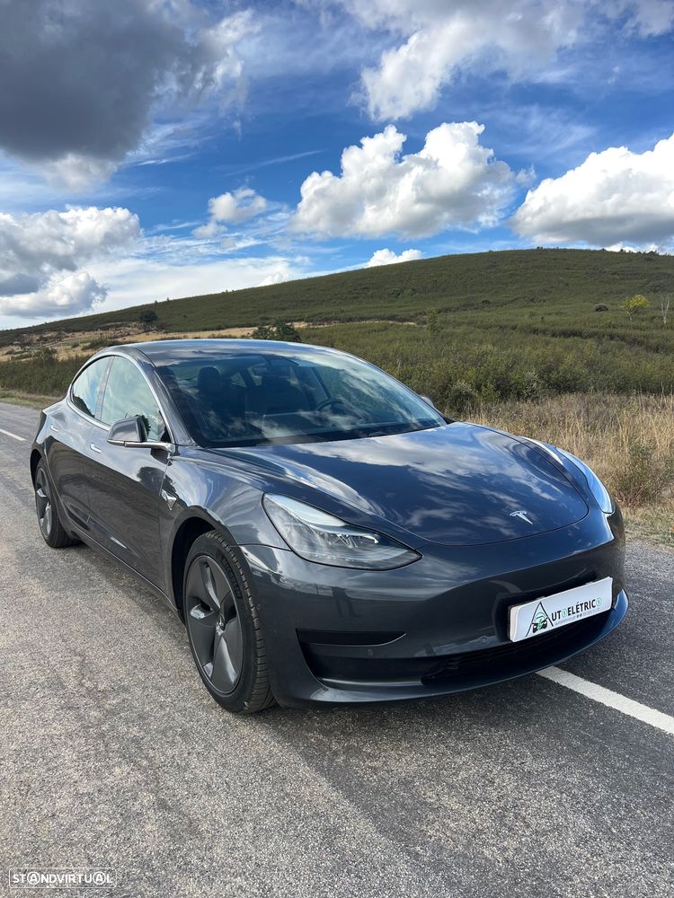 Tesla Model 3 - 2