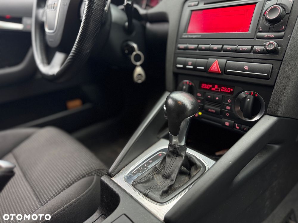 Audi A3 Sportback 2.0 TDI DPF S tronic Ambition - 23