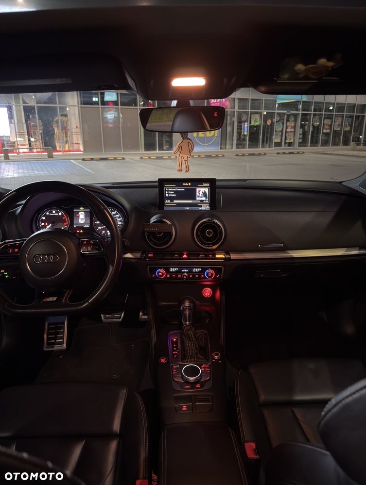 Audi S3 Limousine S tronic - 15