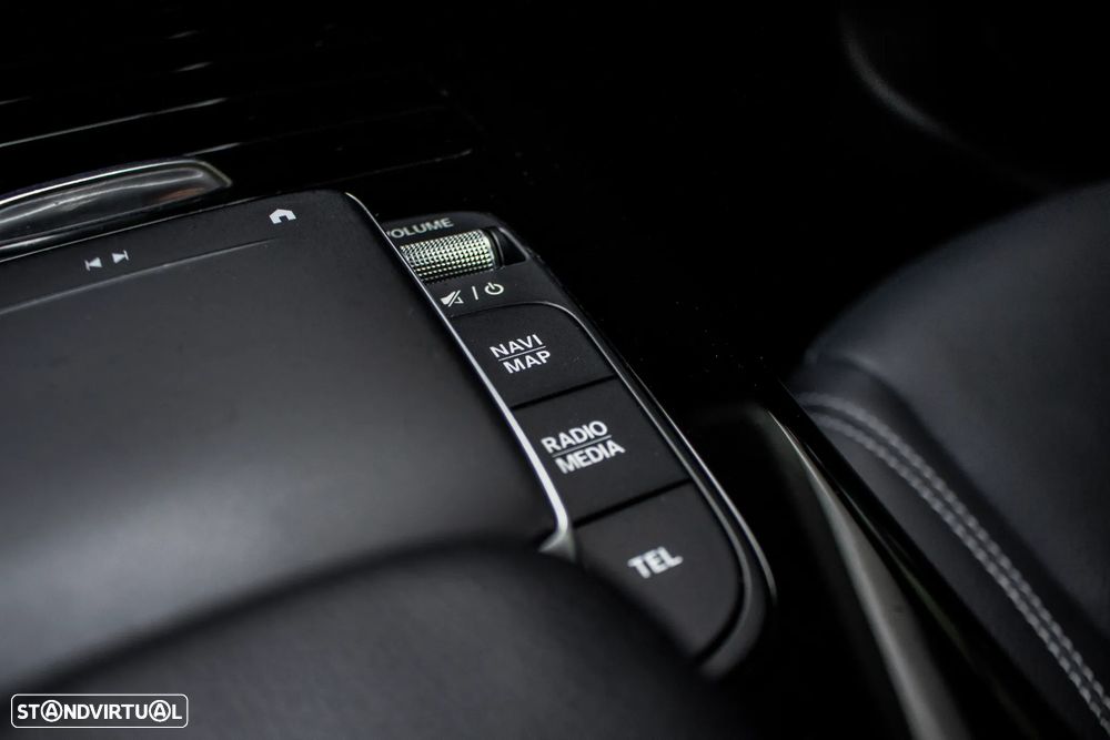 Mercedes-Benz A 250 e Progressive - 21