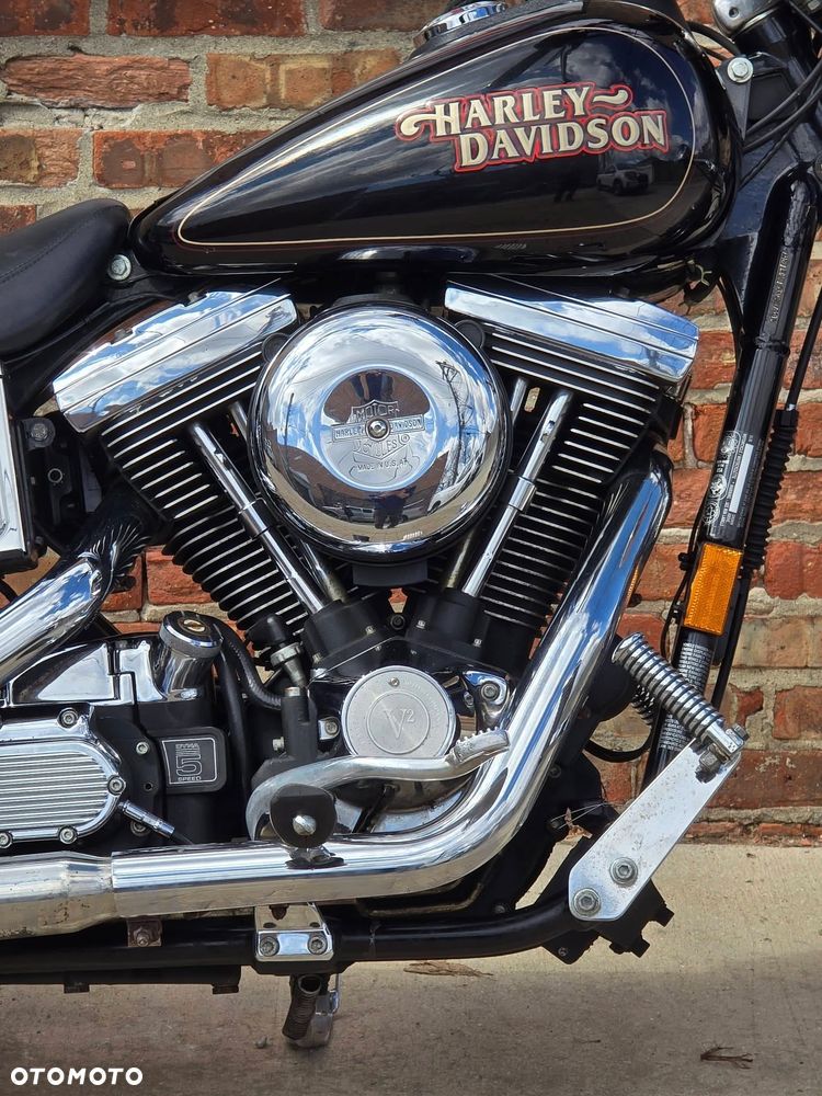 Harley-Davidson Dyna - 4