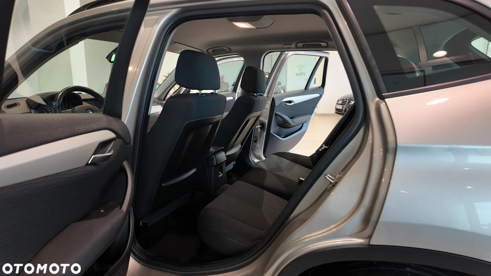 BMW X1 sDrive18i - 30