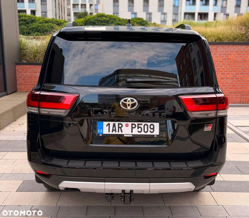 Toyota Land Cruiser - 30