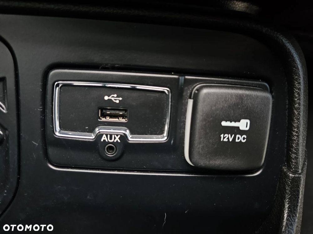 Jeep Renegade - 26