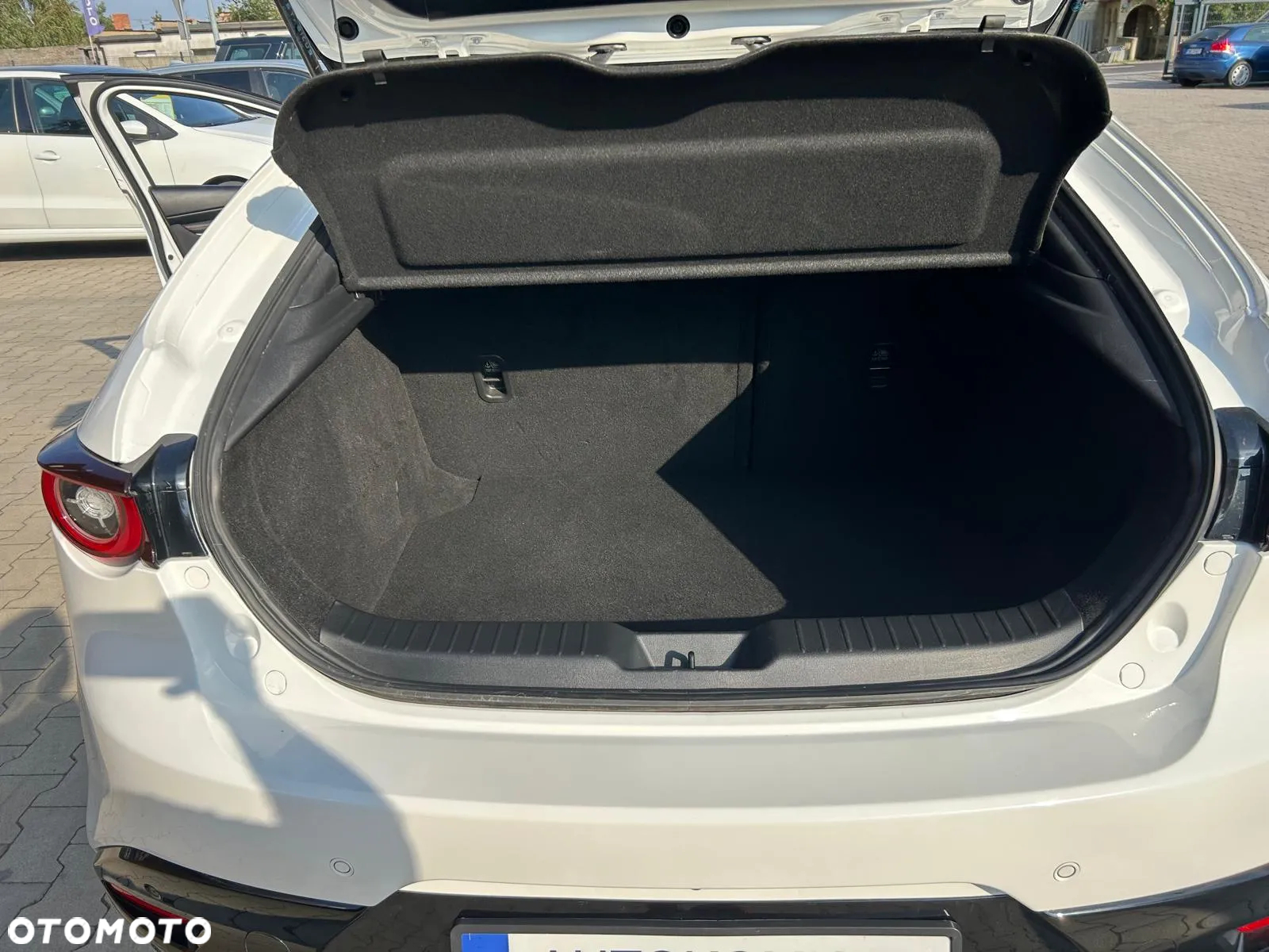 Mazda 3 e-SKYACTIV-G 150 M HYBRID PRIME-LINE - 19