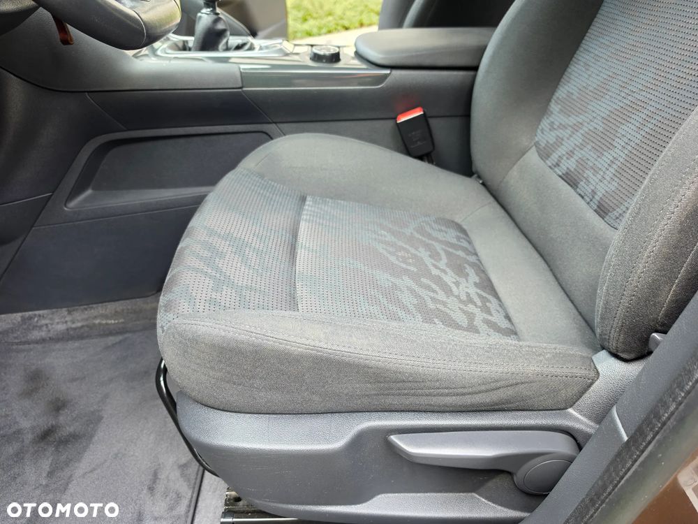 Peugeot 3008 1.6 HDi Style - 26