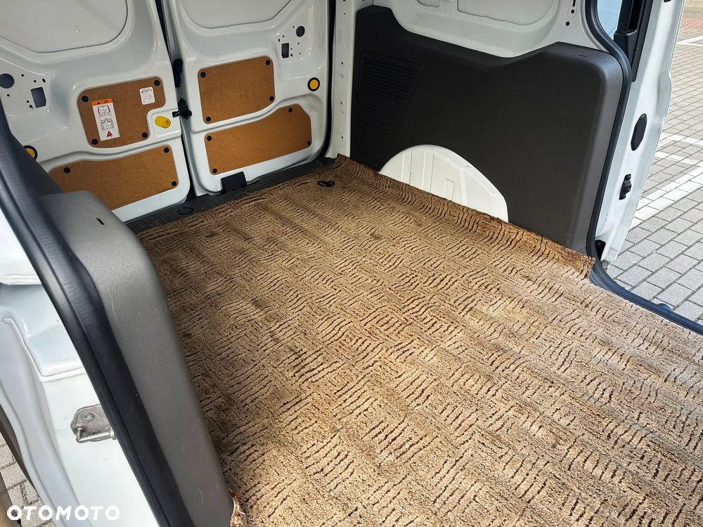 Ford Transit Connect - 27