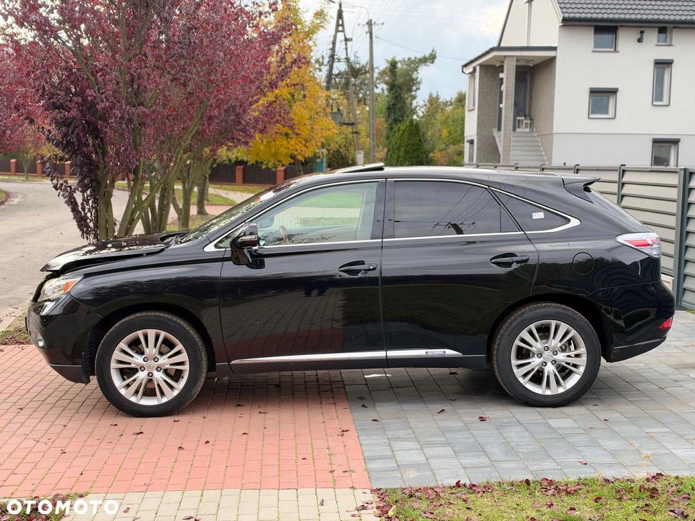 Lexus RX - 8