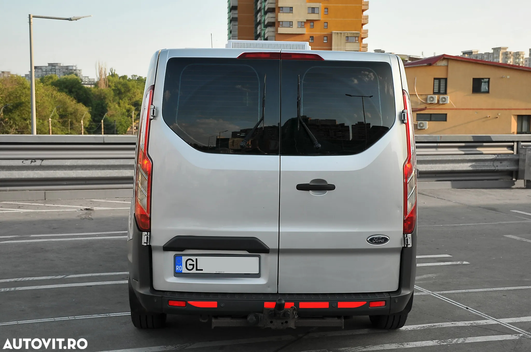 Ford Transit - 12