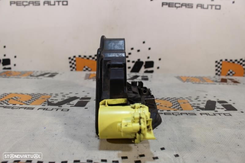 Fecho Da Porta Frente Direita Bmw X5 (E70)  51217283630 / 7283630 - 2