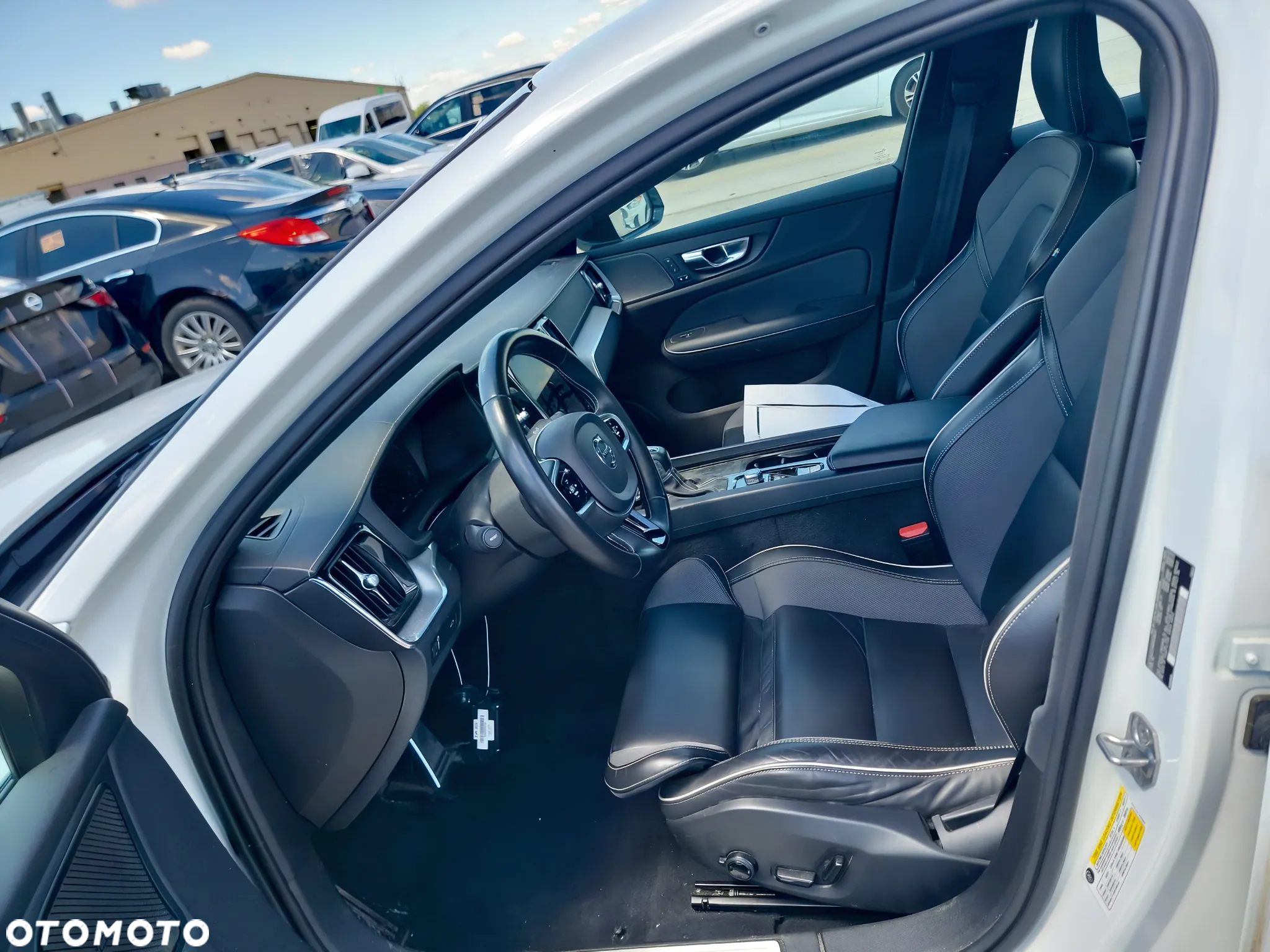 Volvo S60 T6 AWD R-Design - 7