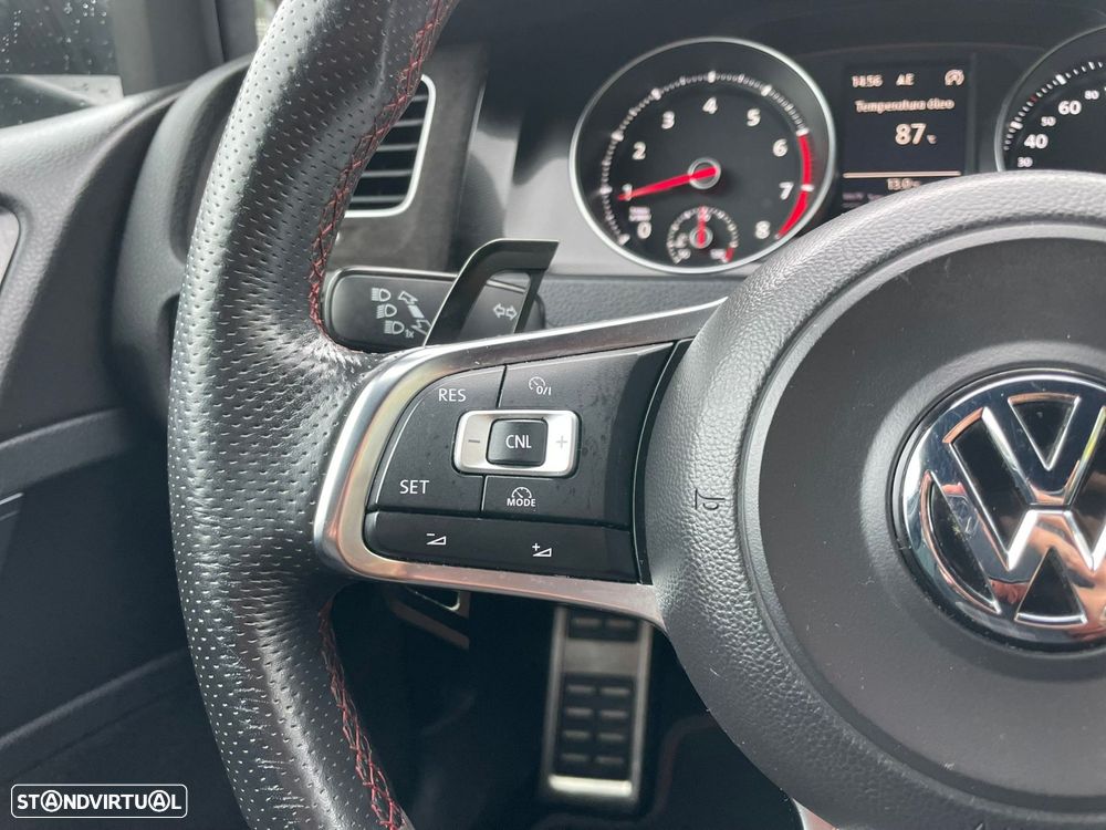 VW Golf 2.0 TSi GTi DSG Performance - 23