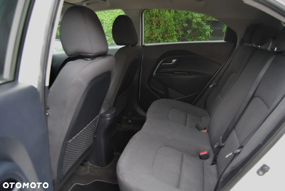 Kia Rio 1.2 Spirit - 6