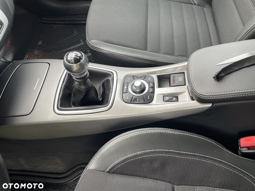 Renault Laguna 2.0 dCi Limited - 13