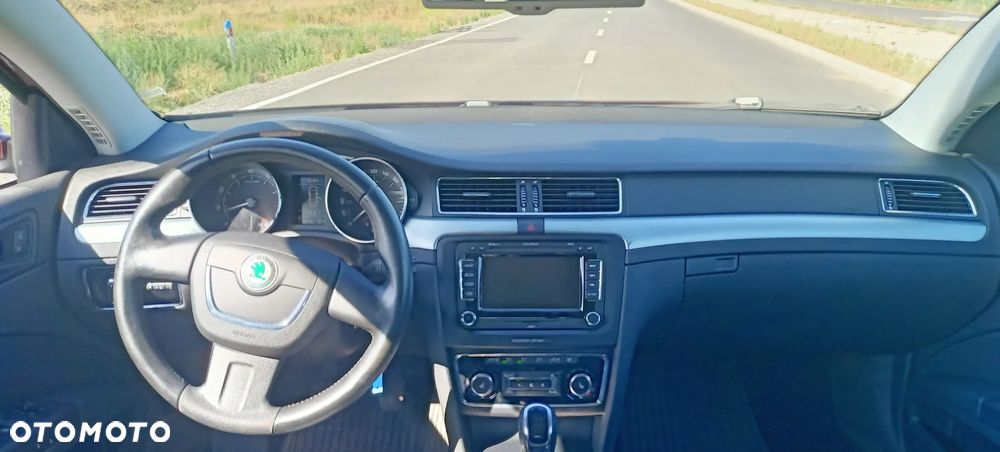Skoda Superb 1.8 TSI Exclusive - 8