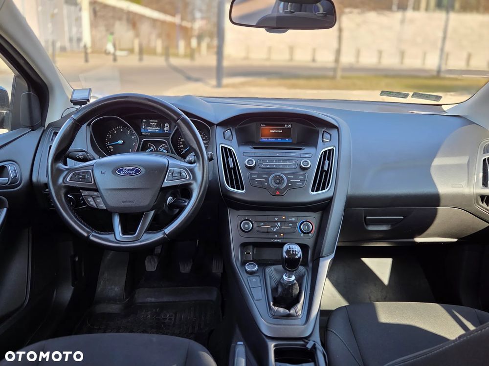 Ford Focus 1.5 EcoBoost Trend ASS - 26