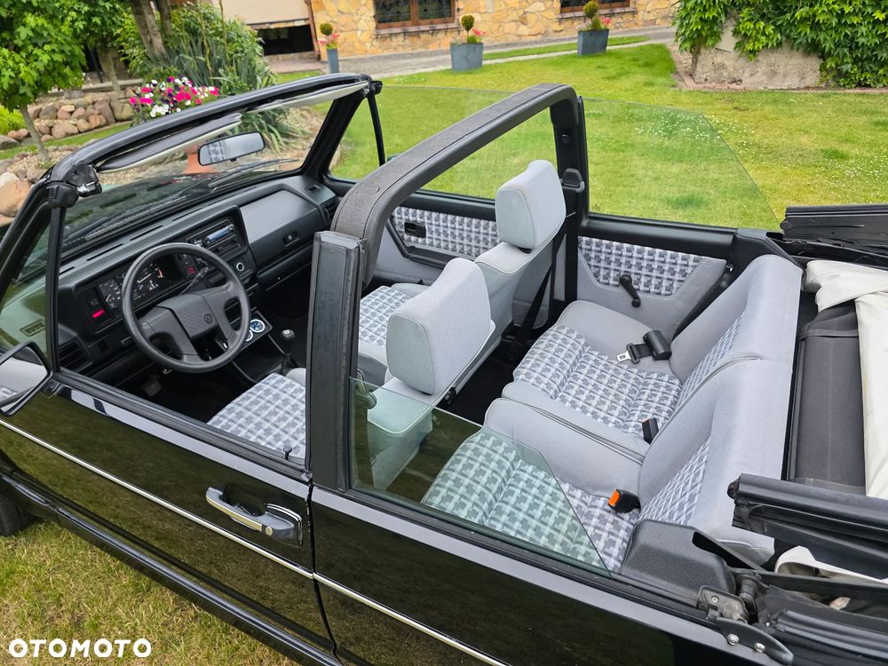Volkswagen Golf - 36