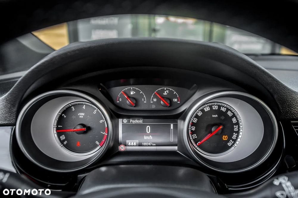 Opel Astra V 1.4 T Dynamic S&S - 26