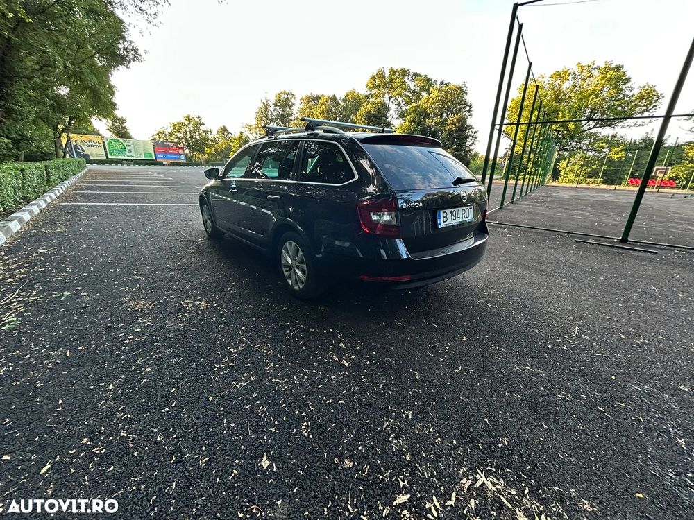 Skoda Octavia 2.0 TDI DSG Ambition - 7