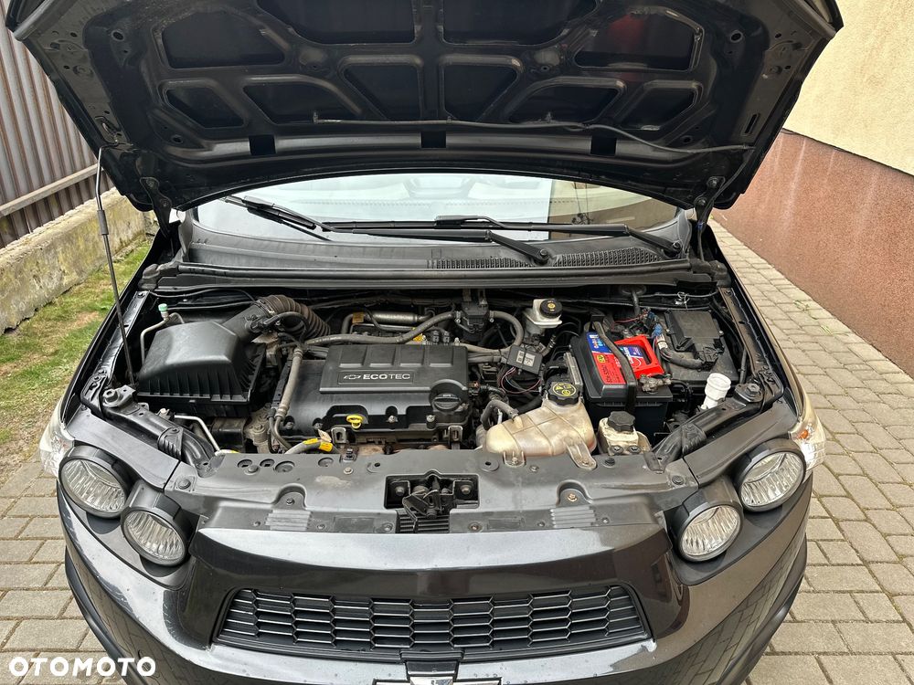 Chevrolet Aveo 1.2 LS - 11