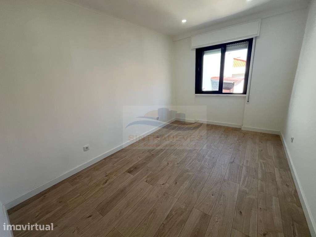 Apto T3 Totalmente Remodelado em Odivelas, Zona Central Cozinha Com... - Grande imagem: 5/17