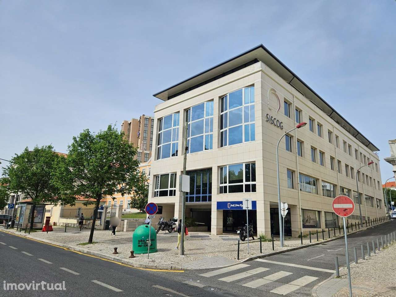 Escritório Lisboa Arrendamento | 687 m2 | Campo Grande - Grande imagem: 2/21