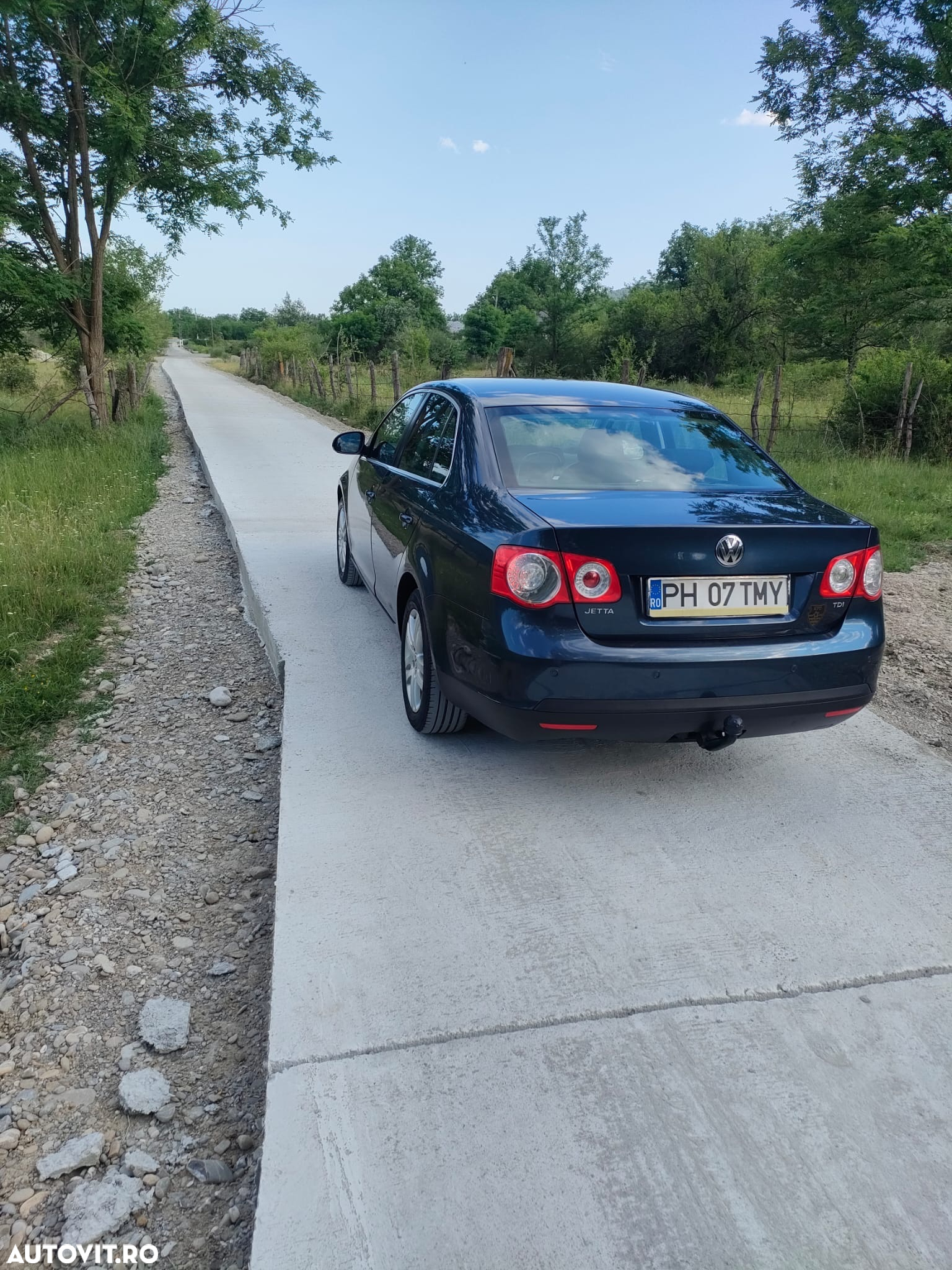Volkswagen Jetta 1.9 TDI Comfortline - 6