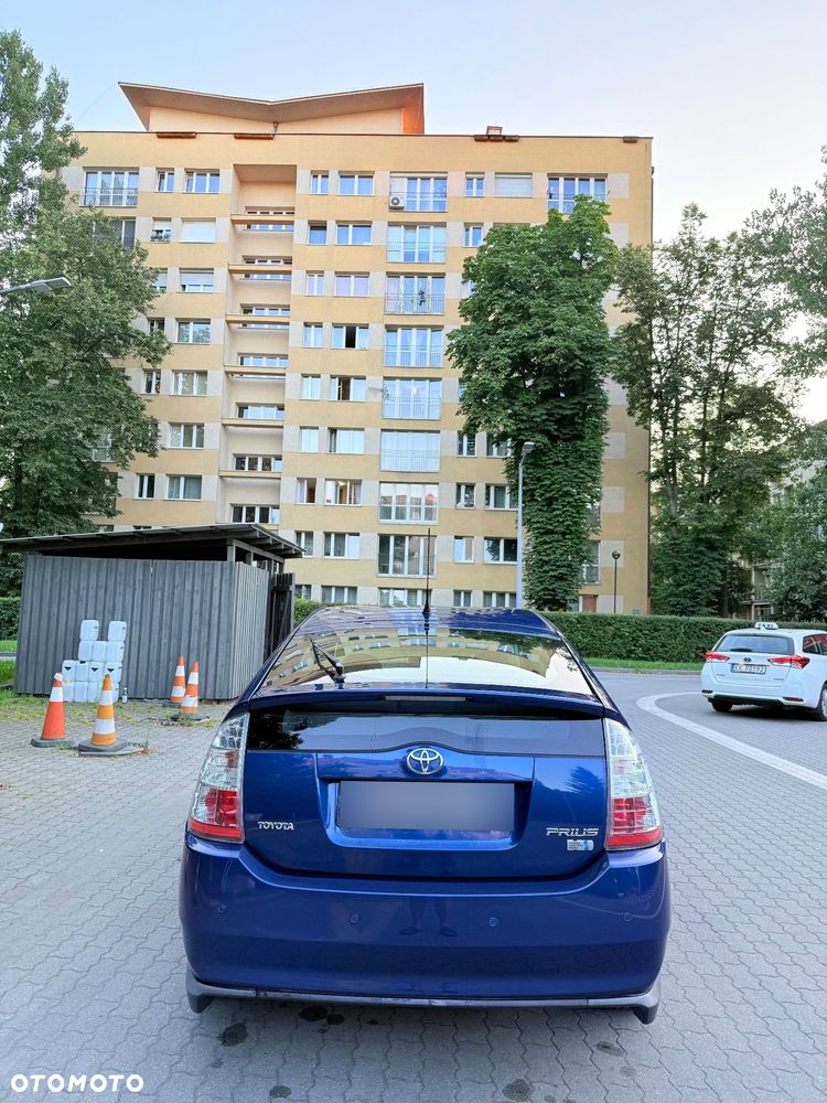 Toyota Prius - 6