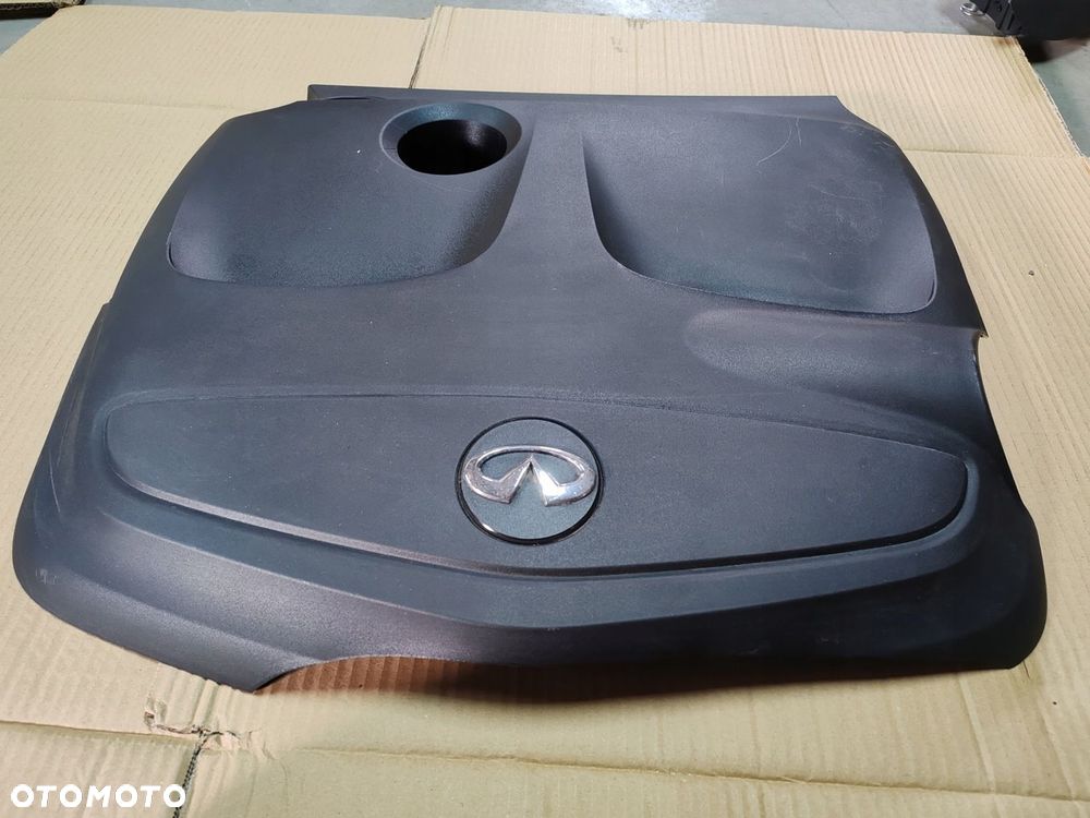Pokrywa górna silnika osłona plastikowa a2700102801 1.6 Infiniti Q30 15-19 - 2