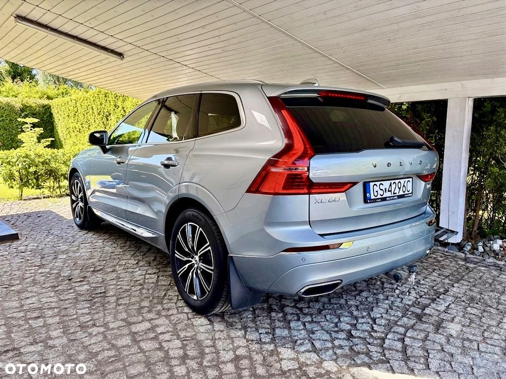 Volvo XC 60 T8 AWD Plug-In Hybrid Inscription - 2
