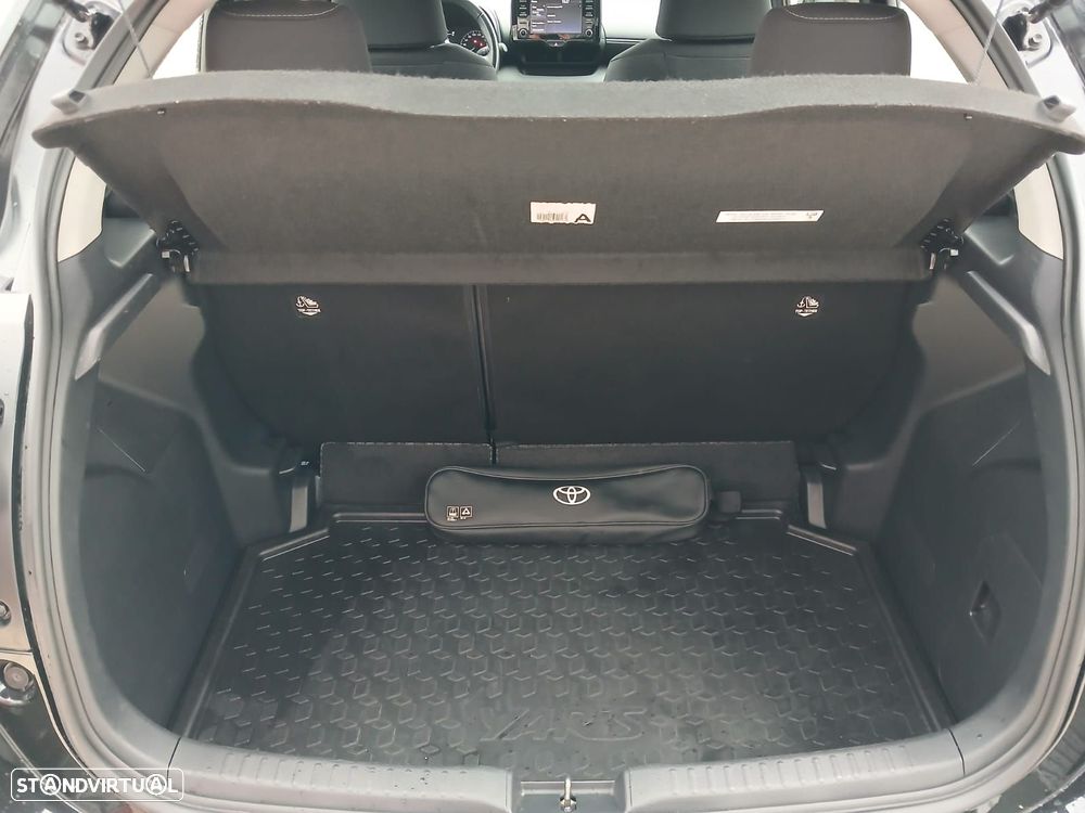 Toyota Yaris - 8