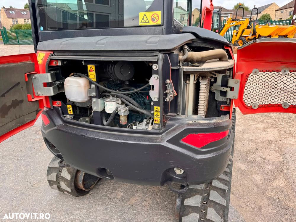Kubota KX030 - 11